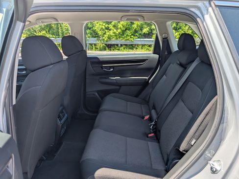 Used 2024 Honda CR-V LX image 10