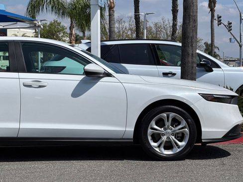 Used 2023 Honda Accord LX image 33