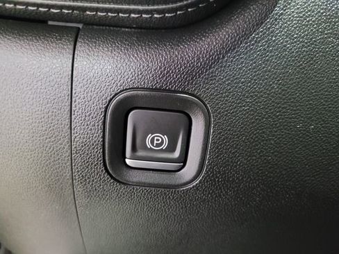 Used 2020 Chevrolet Silverado 1500 LT w/ True North Edition image 44