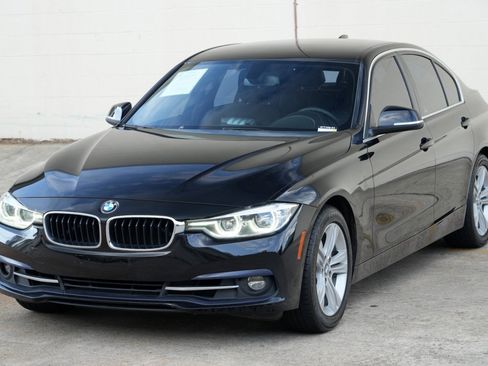 Used 2018 BMW 330i Sedan RWD image 43