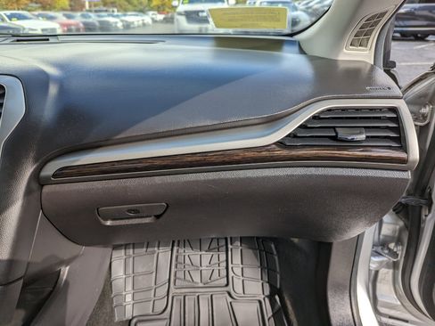 Used 2014 Ford Fusion Energi SE w/ Driver Assist Package image 32