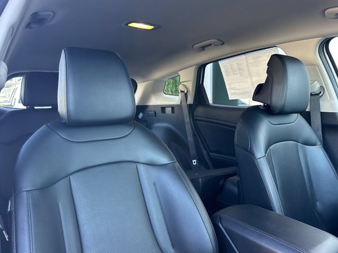 Certified 2025 Kia Sportage EX AWD/4WD image 17