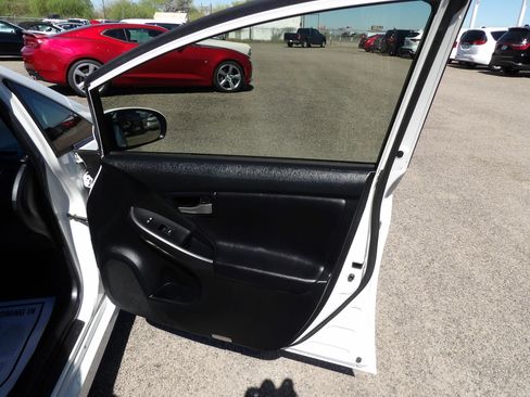 Used 2015 Toyota Prius Persona Series image 15