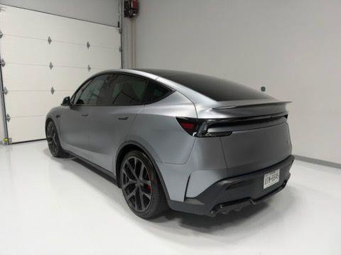 Used 2026 Tesla Model Y Performance AWD/4WD image 3