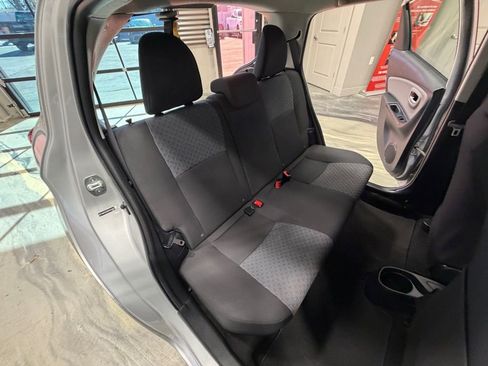 Used 2015 Toyota Yaris LE image 5