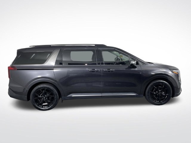 Used 2025 Kia Carnival SX Prestige FWD image 43