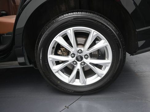 Used 2025 Audi Q3 2.0T Premium AWD/4WD image 34