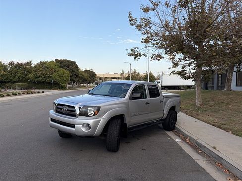 Used 2006 Toyota Tacoma PreRunner w/ TRD Off-Road Pkg #1 RWD image 30