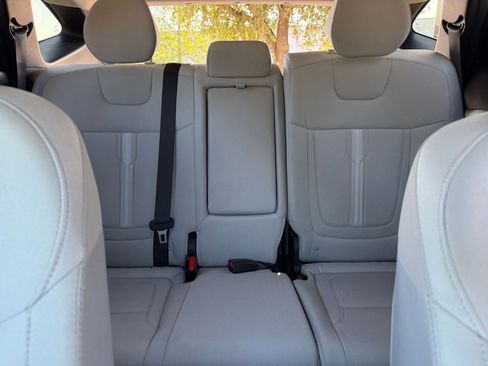 Used 2025 Hyundai Tucson SEL image 40