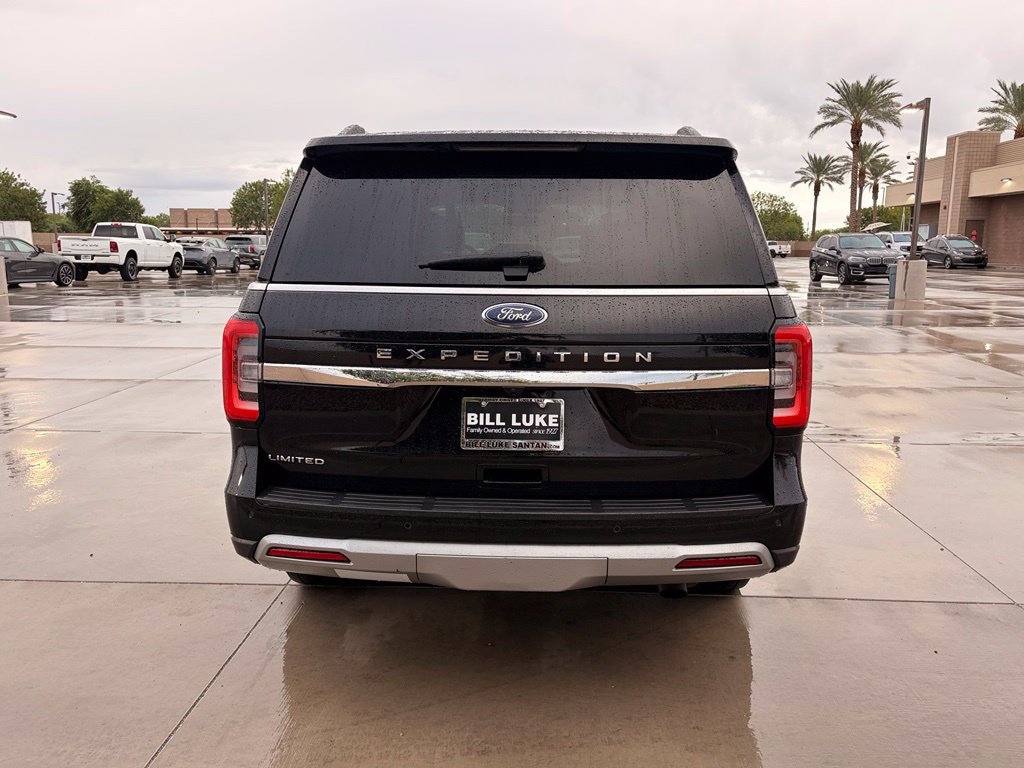 Used 2024 Ford Expedition Limited RWD image 5