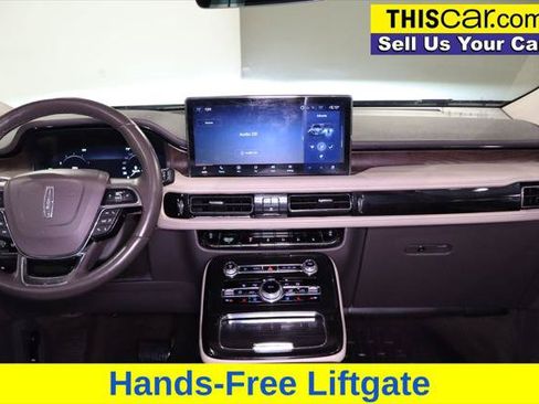 Used 2022 Lincoln Nautilus Reserve w/ Luxury Package FWD image 27