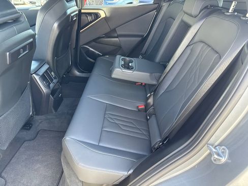 Used 2025 BMW X3 xDrive30i w/ Premium Package AWD/4WD image 18