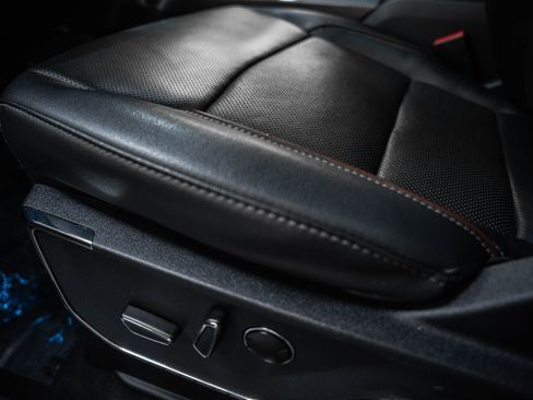 Certified 2023 Ford F150 Lariat w/ Equipment Group 502A High image 44