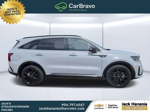 Used 2022 Kia Sorento SX FWD image 2