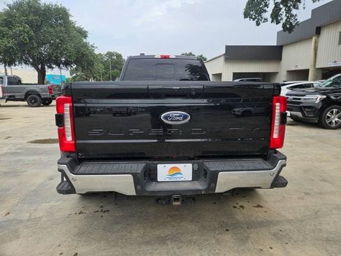 Used 2023 Ford F350 Lariat w/ Lariat Ultimate Package AWD/4WD image 7