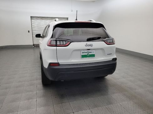 Used 2019 Jeep Cherokee Latitude w/ Popular Appearance Group image 6