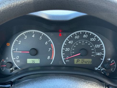 Used 2012 Toyota Corolla L image 17