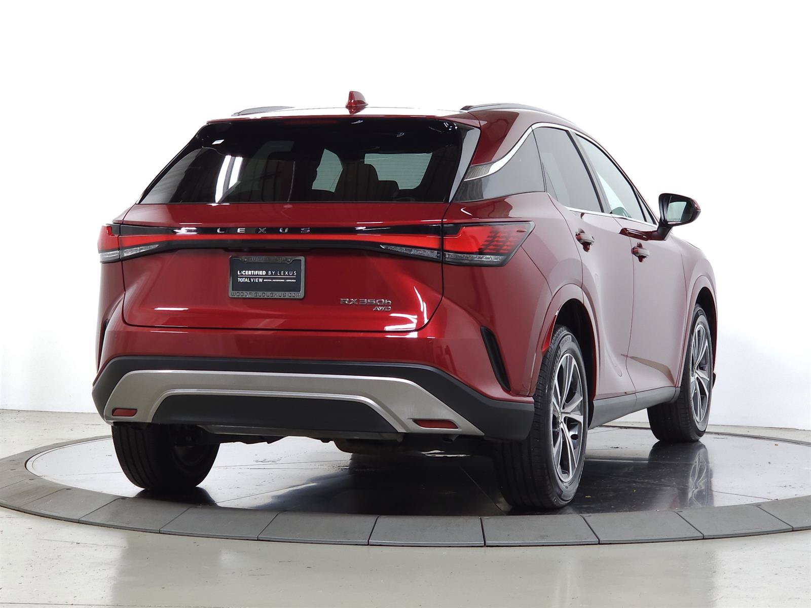 Certified 2025 Lexus RX 350h w/ Accessory Package AWD/4WD image 11