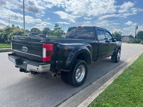 Used 2019 Ford F450 Lariat w/ Lariat Ultimate Package AWD/4WD image 3