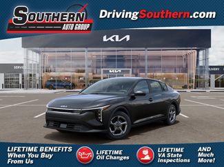 New 2026 Kia K4 FWD 360° Tour