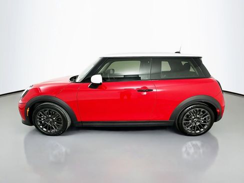 Certified 2025 MINI Cooper 2-Door Hardtop image 8