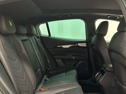 Used 2023 Maserati Grecale Modena AWD/4WD image 21