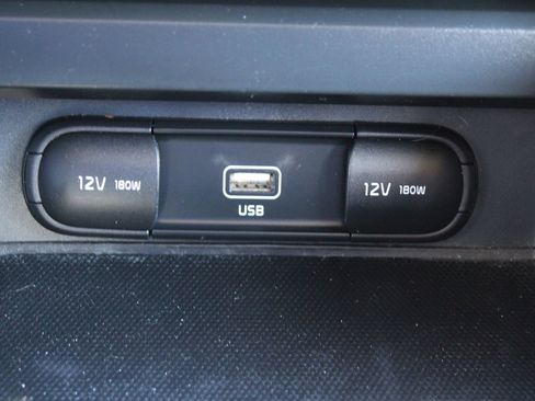 Certified 2022 Kia Soul LX w/ Technology Package image 34