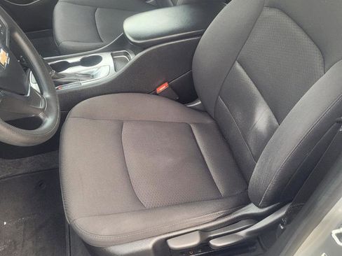 Used 2020 Chevrolet Malibu LS image 10