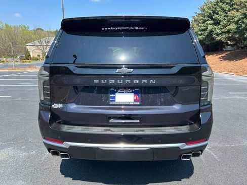 New 2026 Chevrolet Suburban High Country RWD image 21