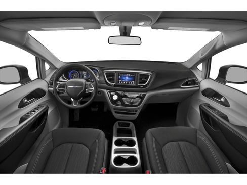 Used 2020 Chrysler Voyager Lxi image 11