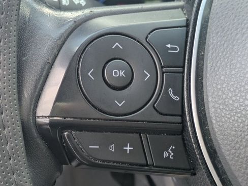 Used 2020 Toyota RAV4 Limited AWD/4WD image 14