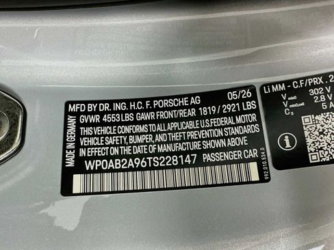 New 2026 Porsche 911 Carrera 4 GTS AWD/4WD image 32