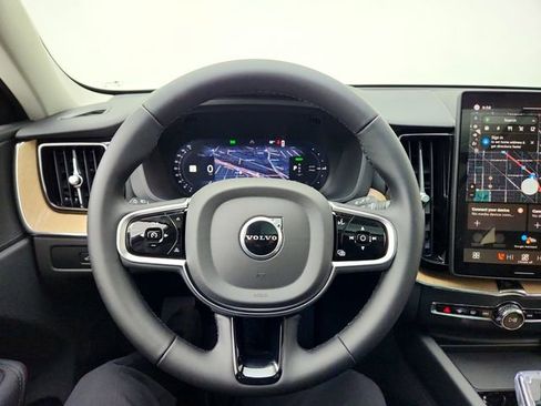New 2026 Volvo XC60 T8 Plus image 21