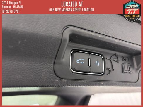 Used 2020 Ford Explorer XLT w/ Equipment Group 202A AWD/4WD image 38