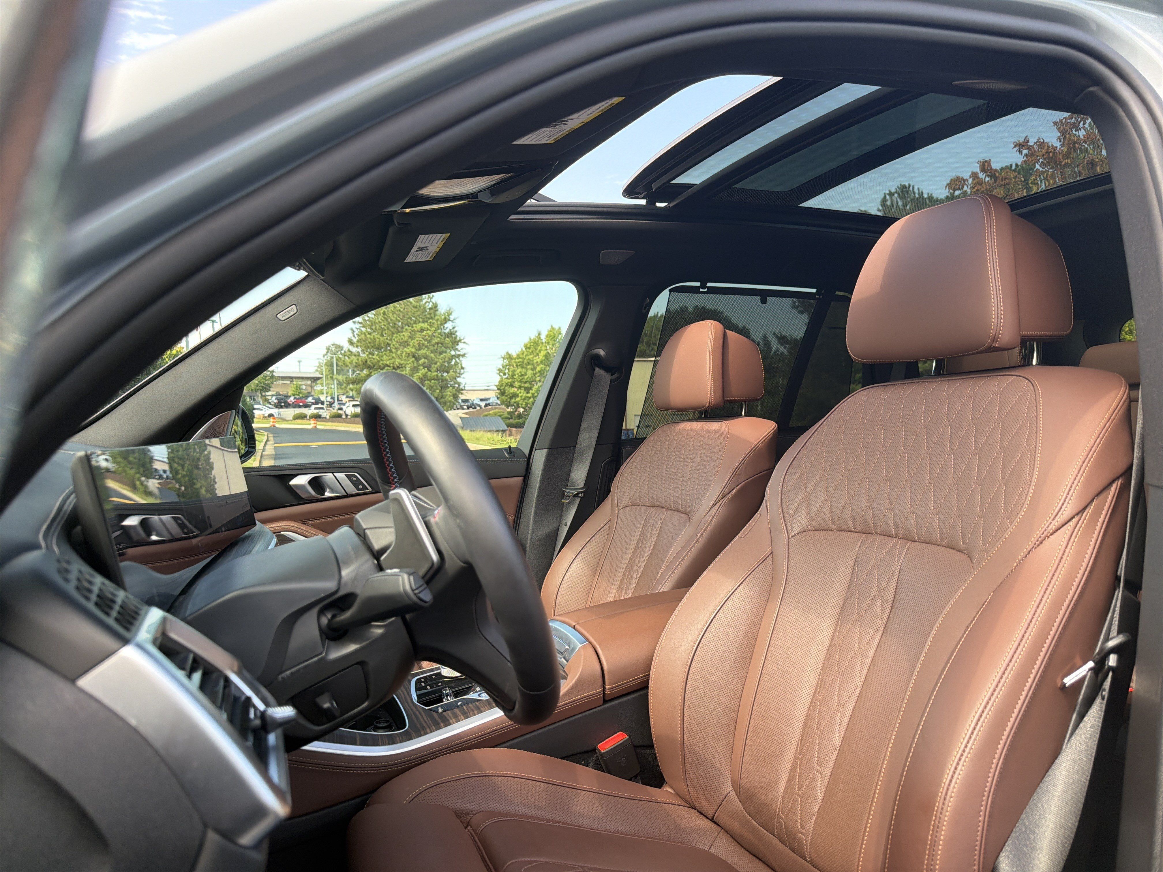Used 2025 BMW X5 M60i AWD/4WD image 7