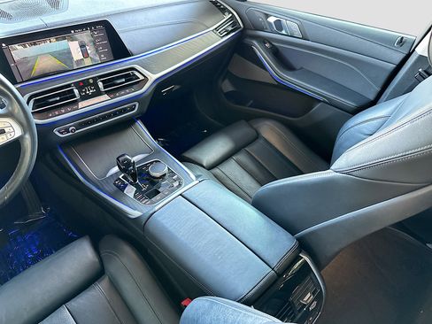 Certified 2022 BMW X7 xDrive40i w/ Premium Package image 25