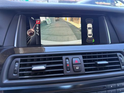 Used 2015 BMW 550i Sedan RWD image 30
