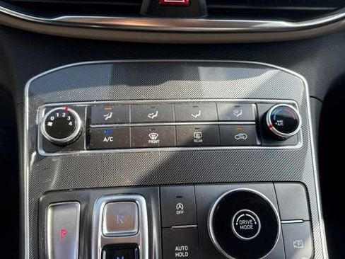 Used 2022 Hyundai Santa Fe SE FWD image 17