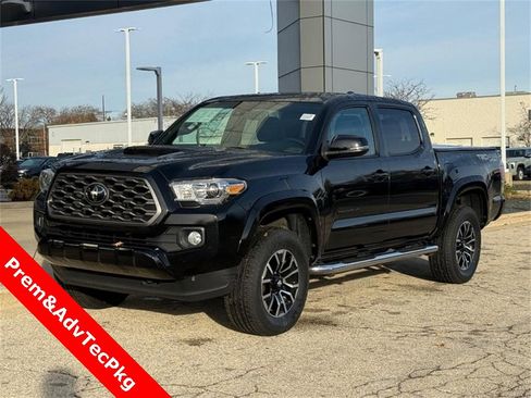 Used 2022 Toyota Tacoma TRD Sport image 8
