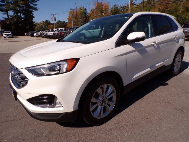 Certified 2022 Ford Edge Titanium AWD/4WD image 3