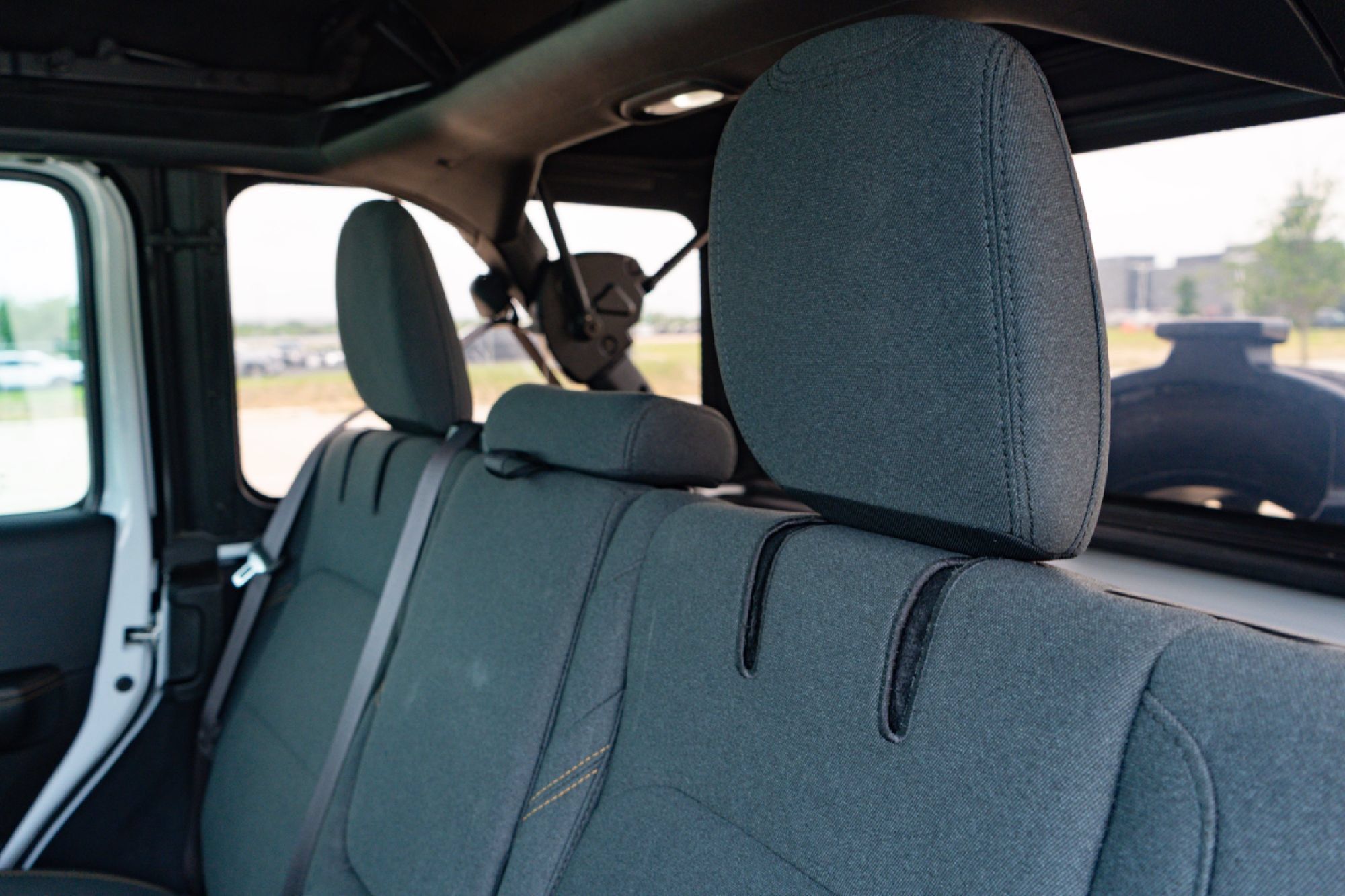 Used 2024 Jeep Wrangler Unlimited Sahara AWD/4WD image 24