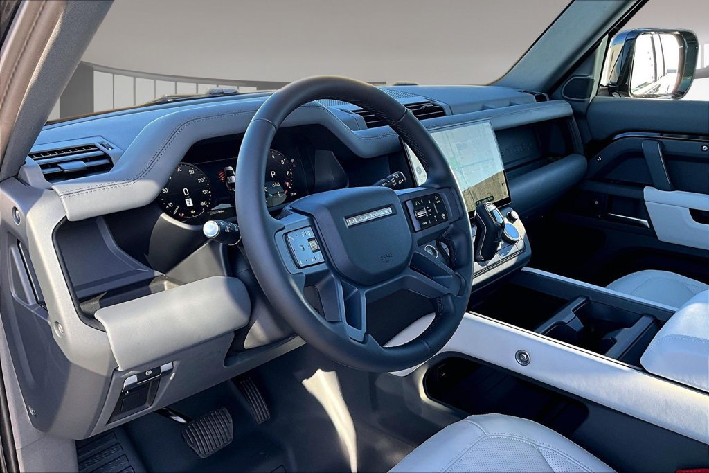 New 2026 Land Rover Defender 110 S AWD/4WD image 7