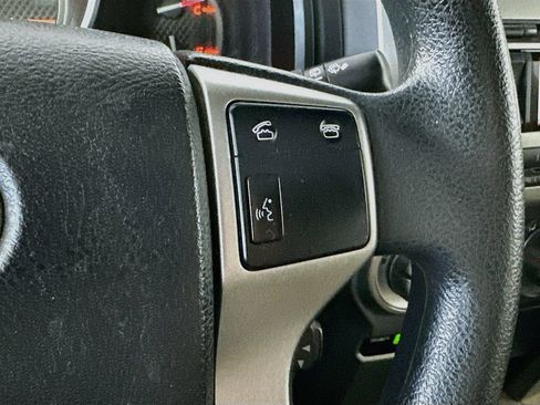 Used 2010 Toyota 4Runner Limited AWD/4WD image 26