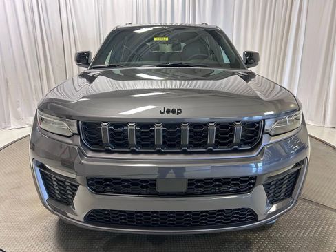 New 2026 Jeep Grand Cherokee L Limited AWD/4WD image 27
