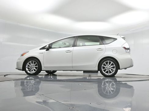 Used 2014 Toyota Prius V Five image 50