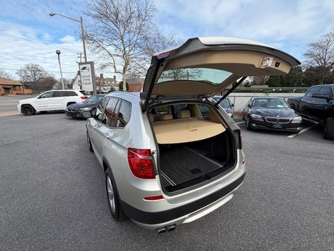 Used 2011 BMW X3 xDrive28i image 10