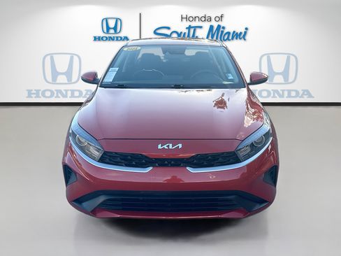 Used 2023 Kia Forte LXS w/ LXS Technology Package image 2