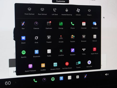 Used 2025 Tesla Model Y Long Range image 34