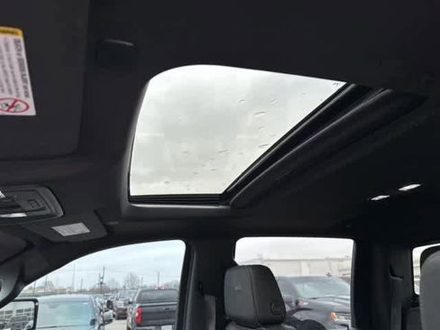 Used 2022 Chevrolet Silverado 2500 High Country w/ Technology Package image 6