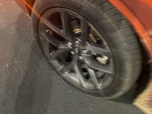 Used 2023 Dodge Challenger SXT w/ Blacktop Package image 9